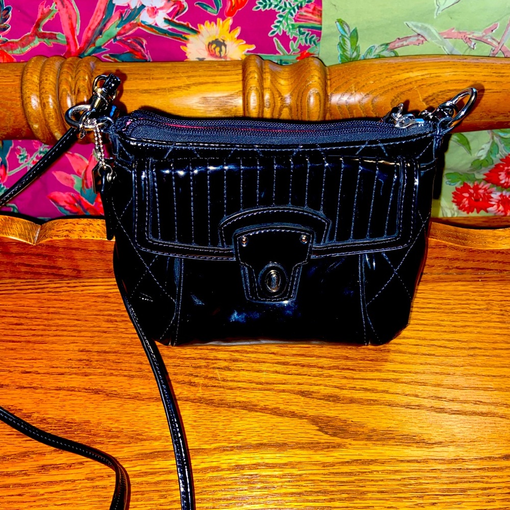 A black Coach purse
